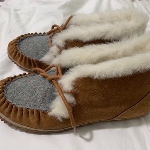 COPY - Sorel outdoor slipper boots